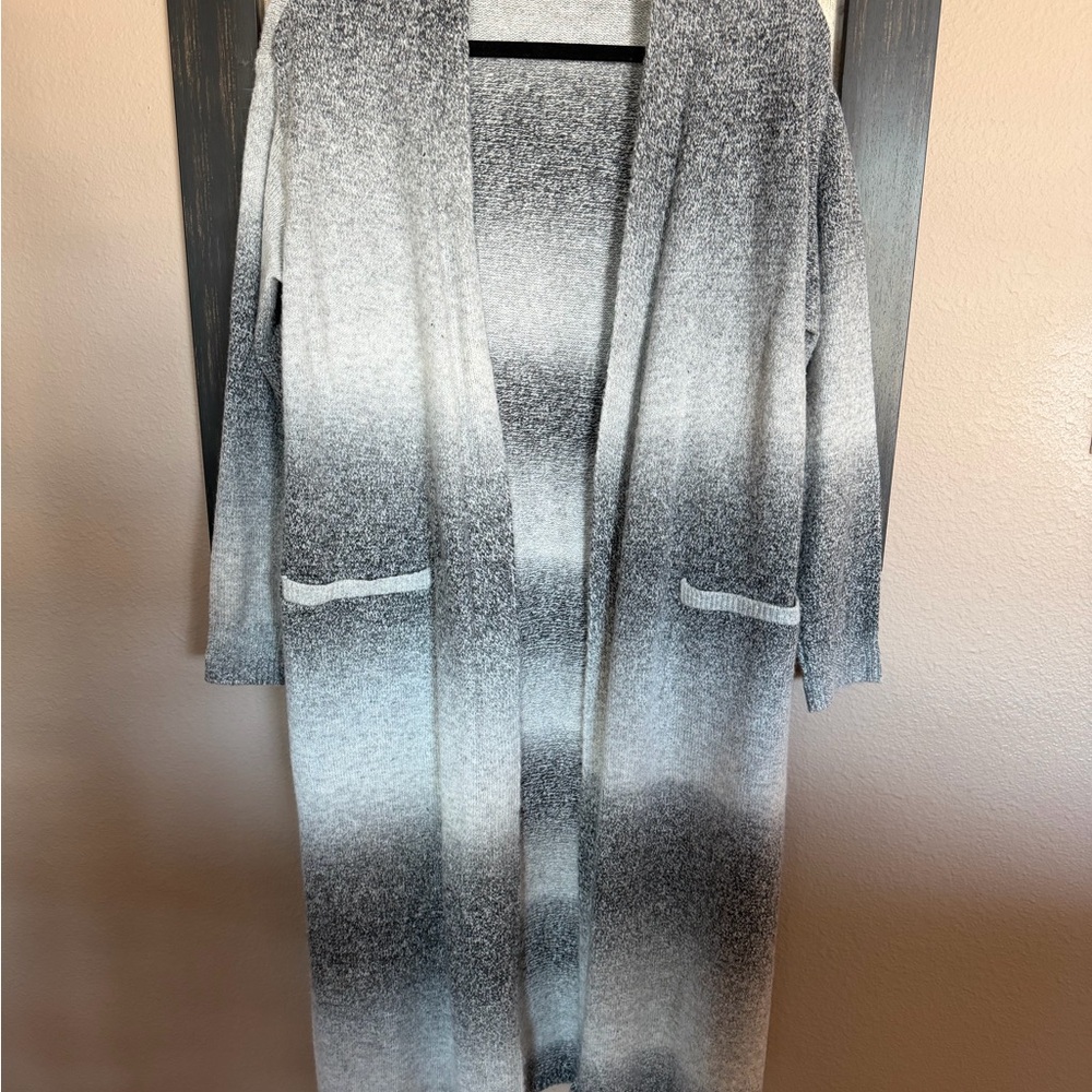 Liverpool Women's Ombré Gray Cardigan